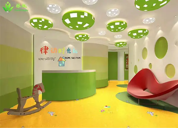 More than 500 color patters9